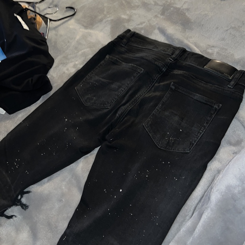 Worn - Picture 2 of 3